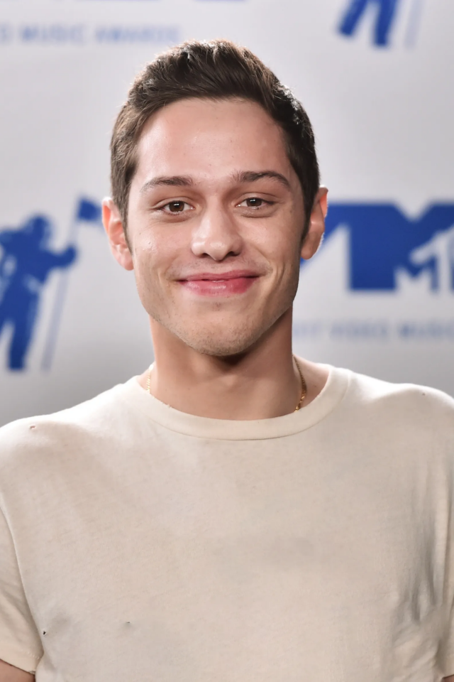 What is Pete Davidson net worth? Early Life, Career, Awards, and Relationship of Pete Davidson